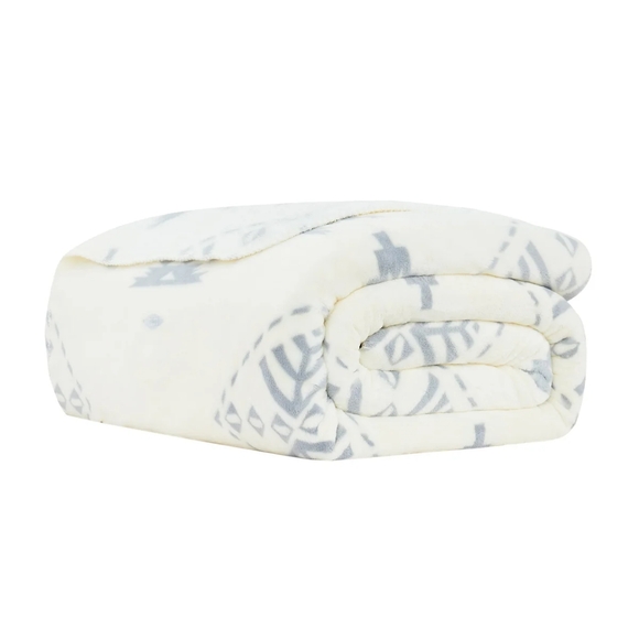 Pendleton Plush Throw, Birch Tree - Picture 4 of 4